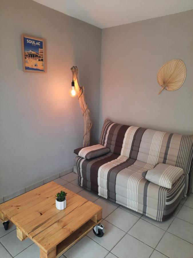 Belle Maisonnette Dans Residence Avec Piscine 술락쉬르메르 외부 사진